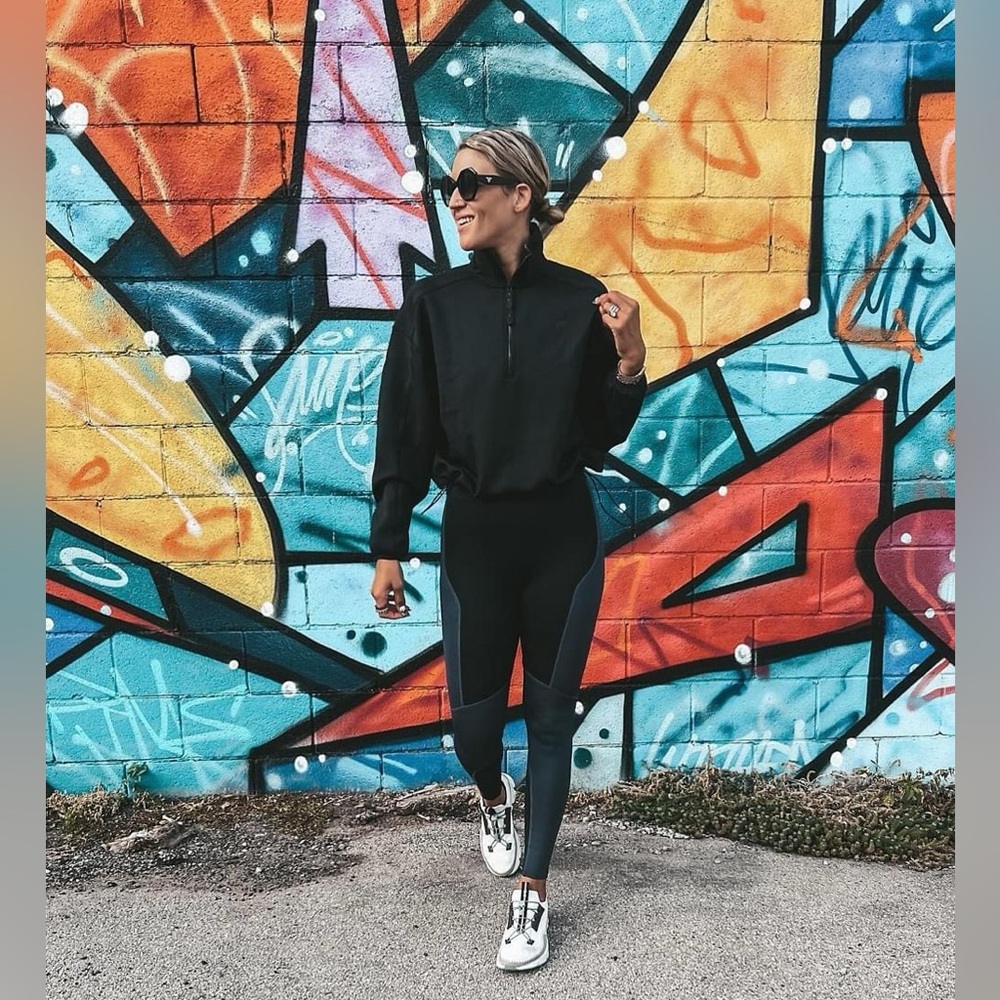 Barrier Scuba Oversized Pullover - Fabletics